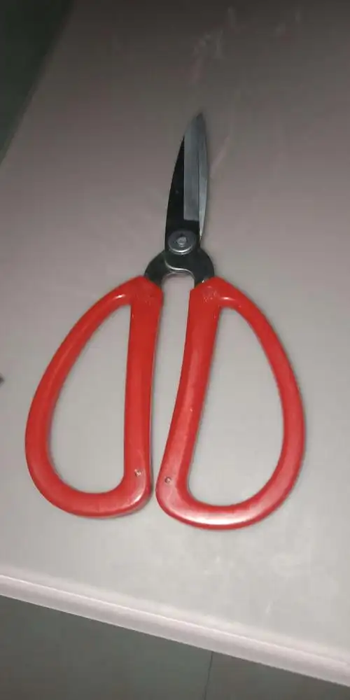 剪刀是双杠杆是费力杠杆