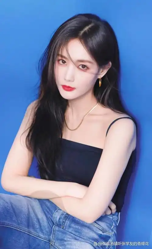 令人震惊的是,李一桐icon不仅仅是在戏里惊艳了观众,连在受审过程中也