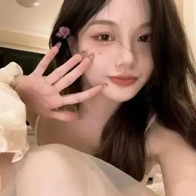 优质气质高冷的温柔御姐女头 精选高清温柔干净真人女头像_女生头像