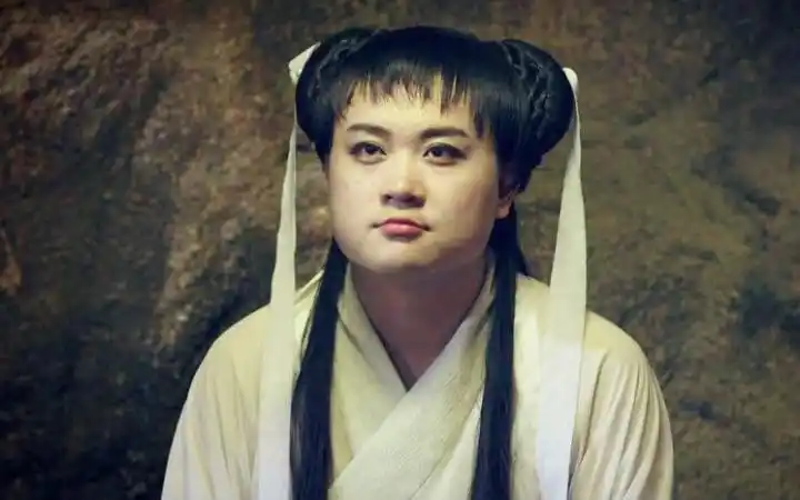 谁才是最美的姑姑——小龙女