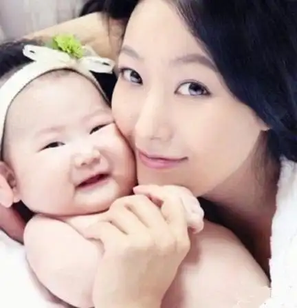 金喜善个人资料简介