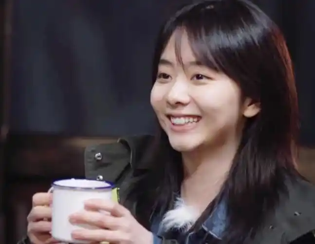 向往的生活谭松韵流泪回应吃饭绯闻希望妈妈当自己的女儿