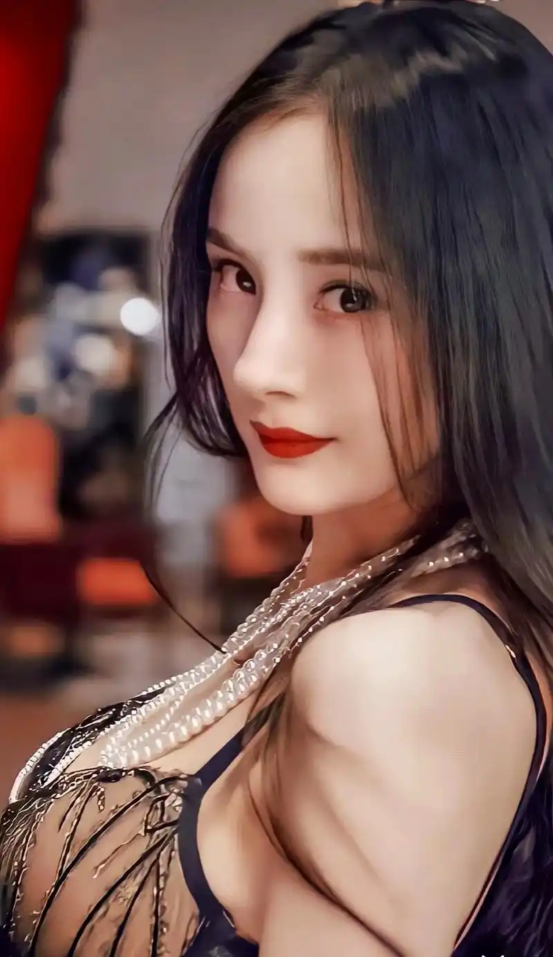 杨幂 #气质女神 - 抖音