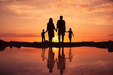 卡通熊一家人设计图片