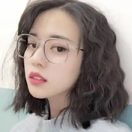 泡面烫短发如何扎 泡面烫短发发型效果图