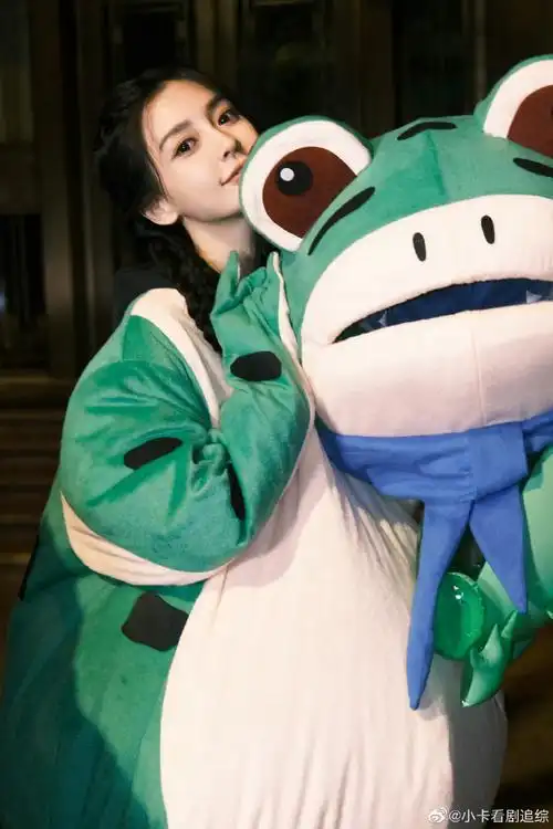 angelababy青蛙玩偶##angelababy青蛙服好可爱