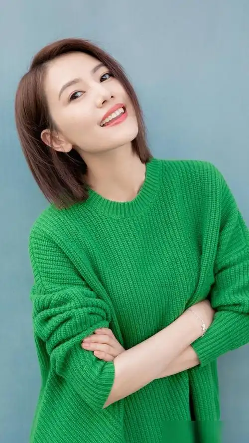 演员高圆圆气质优雅飘飘欲仙来看美照