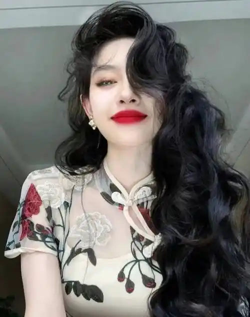 " 复古大波浪 " ,怪美的 …_发型_中国_人类