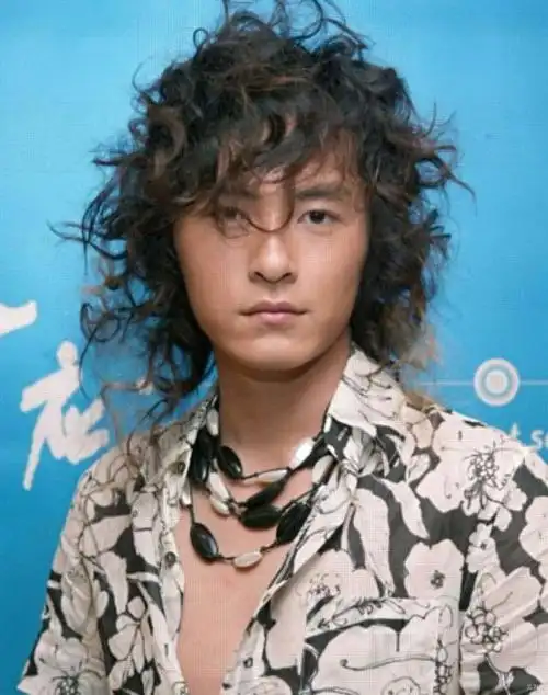 邓超因爆炸头脱离男神娱乐圈中还有谁挑战过