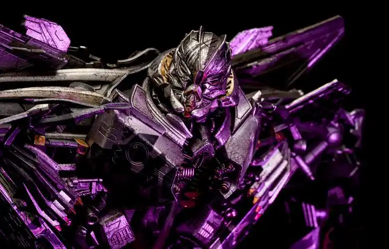 那位喜欢狂派变形金刚红蜘蛛的同学你要的高清图已经找到请笑纳