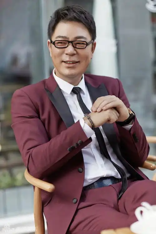 组图:好男人高亚麟时尚写真 瘦身成功萌帅十足_高清图集_新浪网