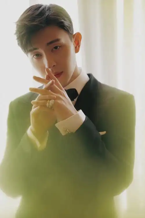 遇见最好的战从阿泰史密斯转采于2021-05-25 14:48:48邓伦肖战遇见最