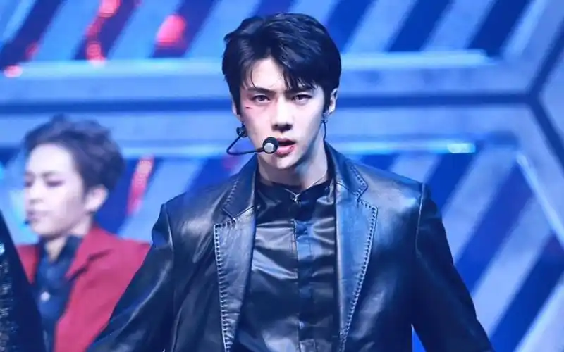 吴世勋战损直拍《monster》_哔哩哔哩_bilibili