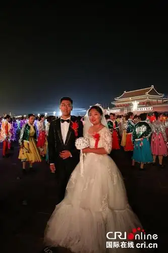新人杨洋:我是天安门广场上最幸福的新娘