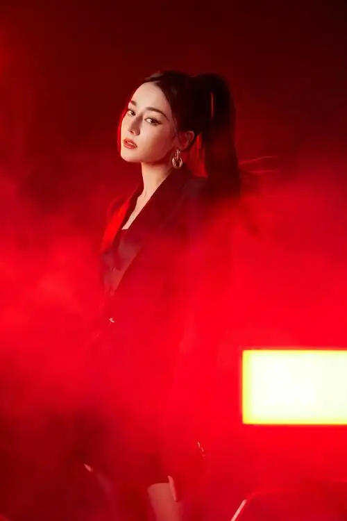 迪丽热巴造型##迪丽热巴造型反差感