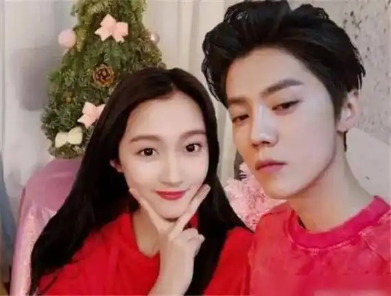 关晓彤鹿晗的连续七年生日互动,展示娱乐圈罕见的长久