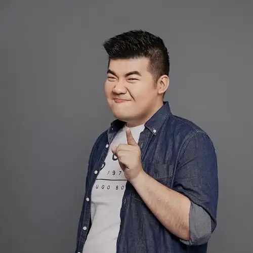 详细资料>尤宪超介绍大毛尤宪超饰烈火战马大毛4.