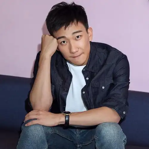 吴昊宸个人资料详细资料>别名:昊宸,宸宸,阿宸,性别:男国籍:中国身高