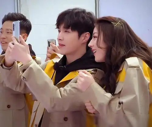 极限挑战没有热巴,张艺兴告别本季,期待张艺兴和热巴参加恋爱节目