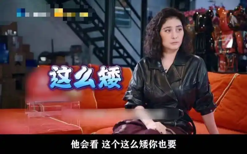 鲁豫专访:首谈赌王遗产分配,坦诚聊家族秘史,自认很幸运_姐姐_何超琼