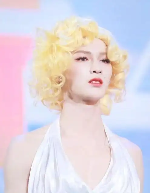 当明星变成女装大佬马天宇可爱刘昊然诱惑而他竟美过朱碧石