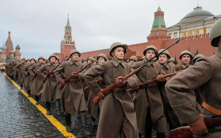 【珍贵彩色影像】卫国战争中的苏联红军