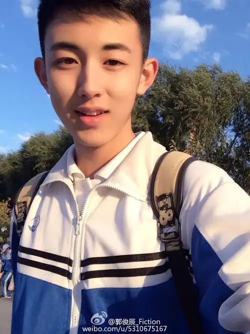 郭俊辰是谁 揭秘郭俊辰的资料年龄身高女朋友