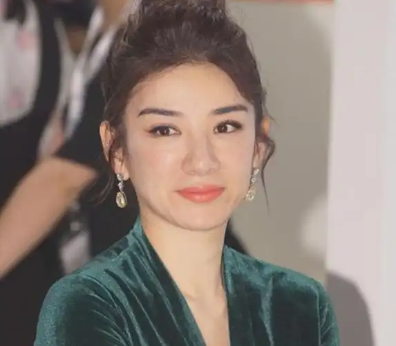 娱乐圈5大渣女张子萱黄奕上榜第一位无人超越