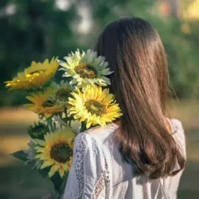 森系治愈系女生头像