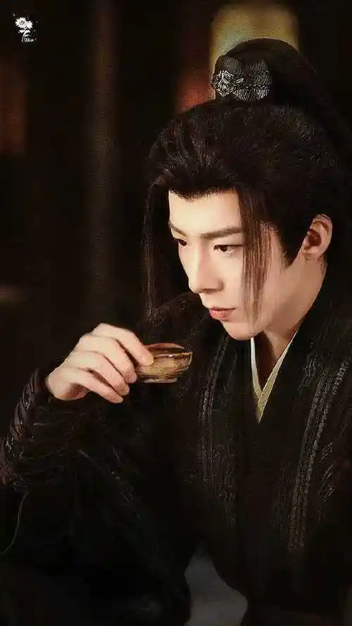 婉转悠扬,谁弄箜篌千里外,素光同,万里清风日月共明@摩登兄弟刘宇宁