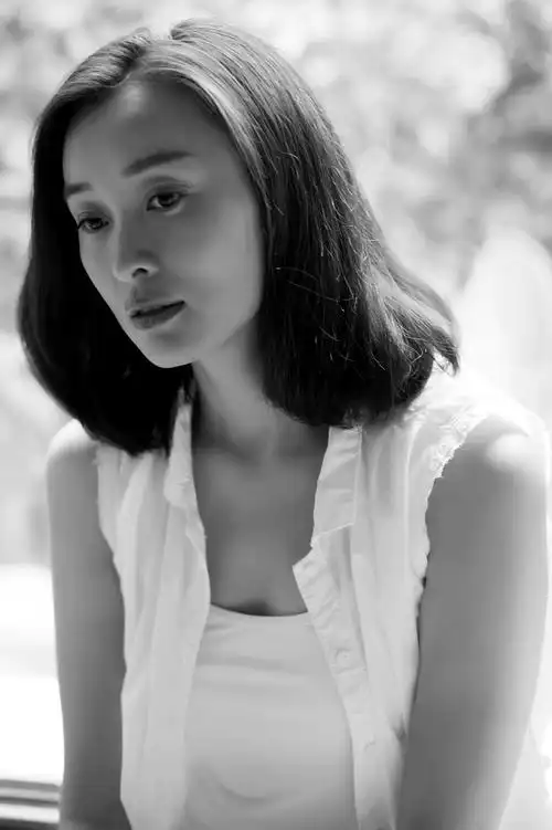 p>吴越,1972年4月10日出生于上海市闵行区,中国内地影视女演员,毕业