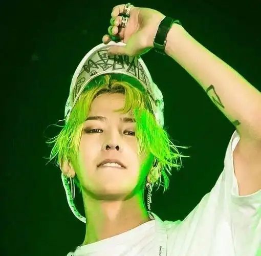 绿发志龙有狙击到你吗?_绿色