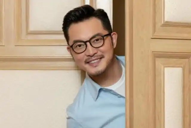 沙溢深夜晒旧照重申自己是校草,男人也不愿意直面自己颜值的下降