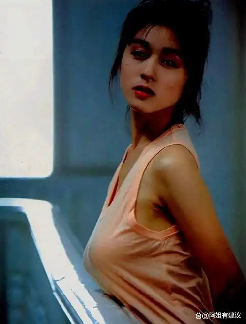 彭丹:以前的年轻人爱看我的三级片,如今的年轻人爱看我的爱国片