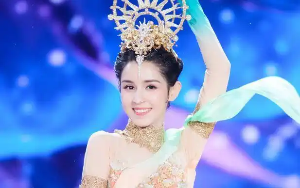 新疆四美又添新成员被陈赫签下颜值不输迪丽热巴