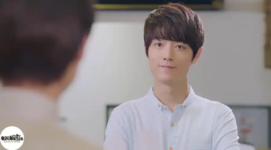 《相爱穿梭千年》肖战客串古董照相馆梁老板