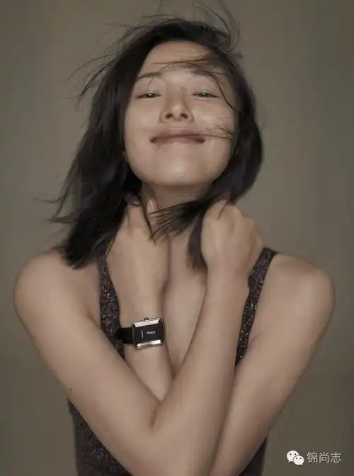 江一燕,演员,音乐创作人,写作者,摄影爱好者,山区支教老师.