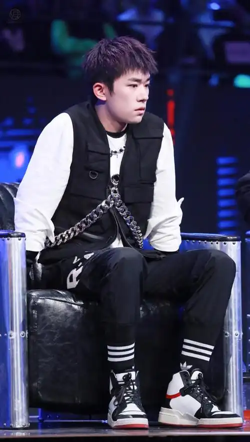 易烊千玺这就是街舞第三季决赛