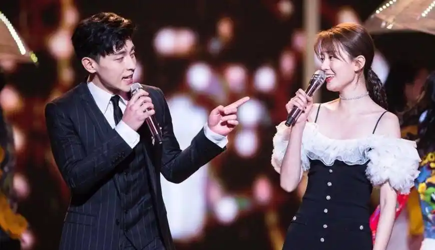 亲密称呼,上节目也不避嫌_李沁_公主_感情