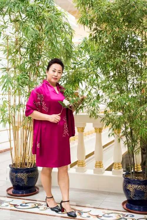 太子港里旗袍秀 - 美篇