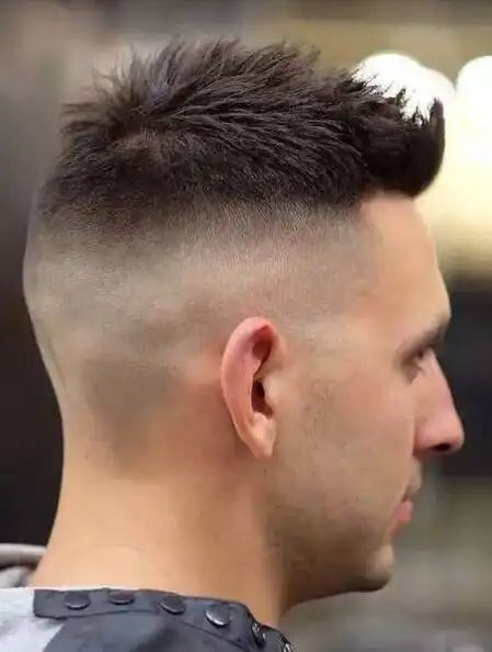 首页 男生发型 男士短发
