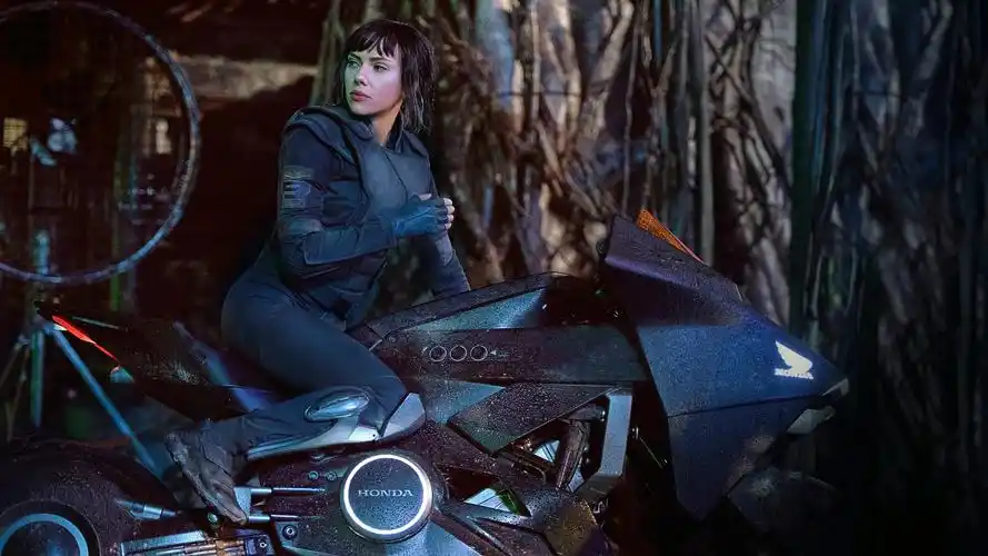 《攻壳机动队》草剃素子