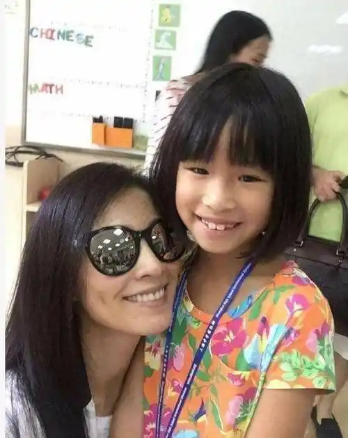 同样是林瑞阳的孩子,为啥前妻生的各个貌美,到张庭这就"残"了_曾哲贞