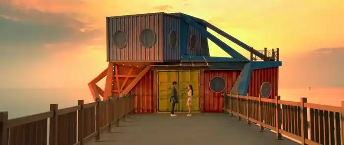 集装箱商业中国电影版蓝色生死恋徐凯孟美岐挑大梁不如里边的集装箱房