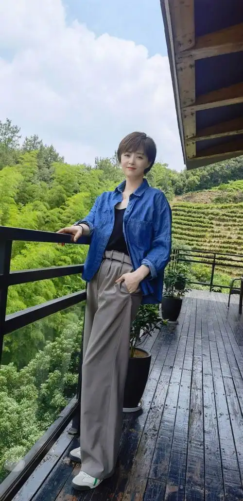 蒋欣这样的身材才是真的美!微胖身材丰腴有致,比维密超模还要美