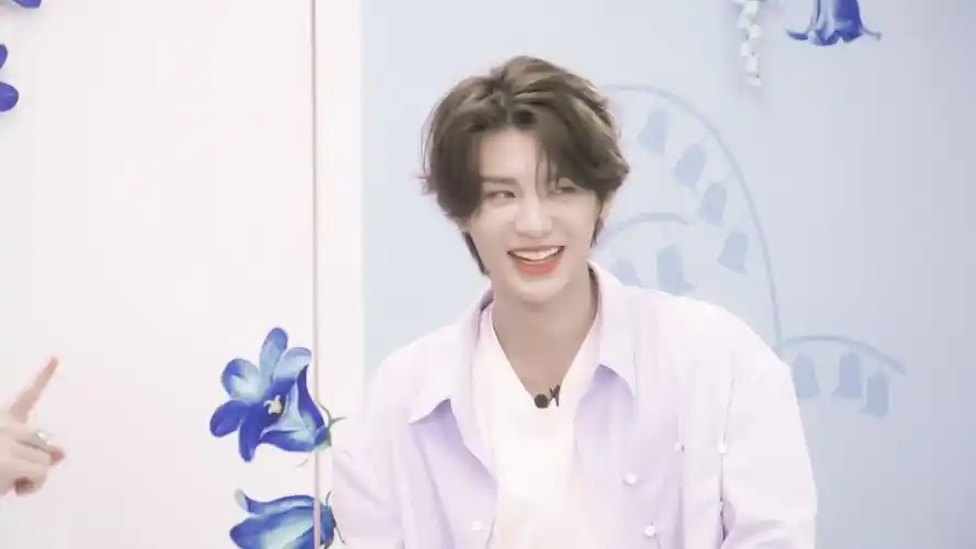 黄明昊justin 图源微博 - 堆糖,美图壁纸兴趣社区