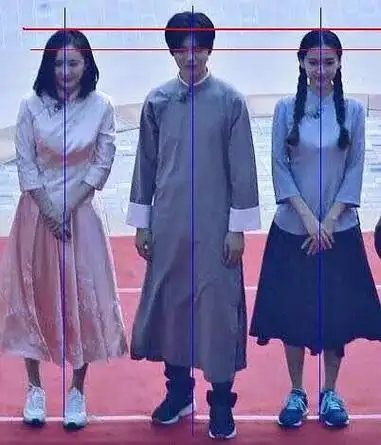 女明星官方身高168,杨颖被嘲159,和杨幂宝强站一起揭真相