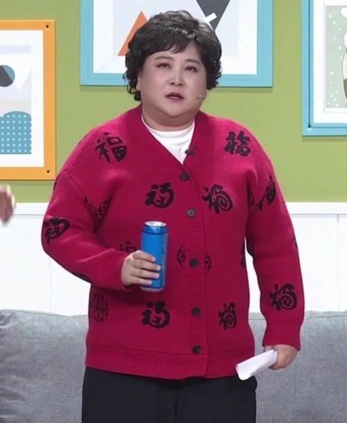 2021央视春晚种草记杨幂的guopei张小斐的devilbeauty迪丽热巴的le