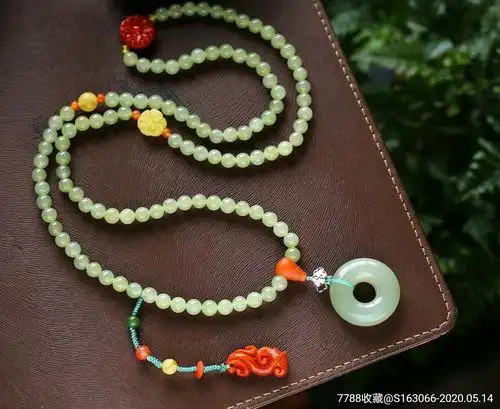 和田玉配链子图片欣赏 和田玉珠链搭配图片