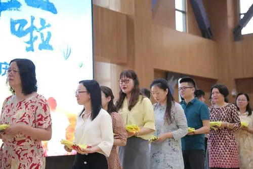 乘风破浪 勇敢追梦---南通市启秀中学2020届毕业庆典